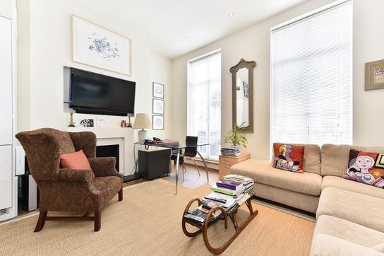 Apartment With Rooftop Terrace In Pimlico