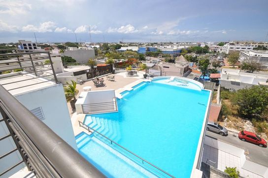 Downtown Apartment With Roof Pool